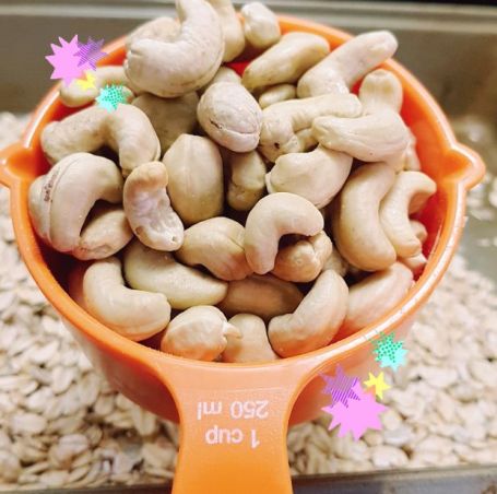 cashews