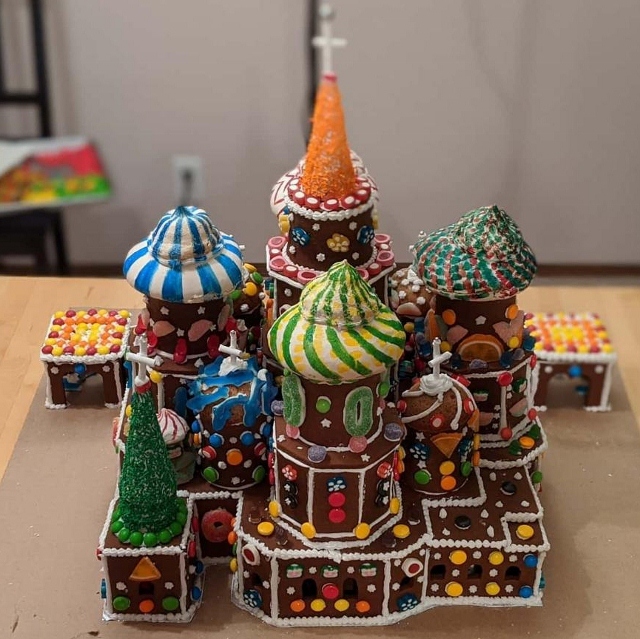 Rear view of gingerbread St. Basil's Cathedral.